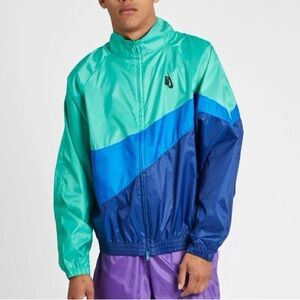 Nike MENS Nikelab NRG
Heritage Jacket‎ Kinetic
Green Hyper Cobalt SIZE XL NWT